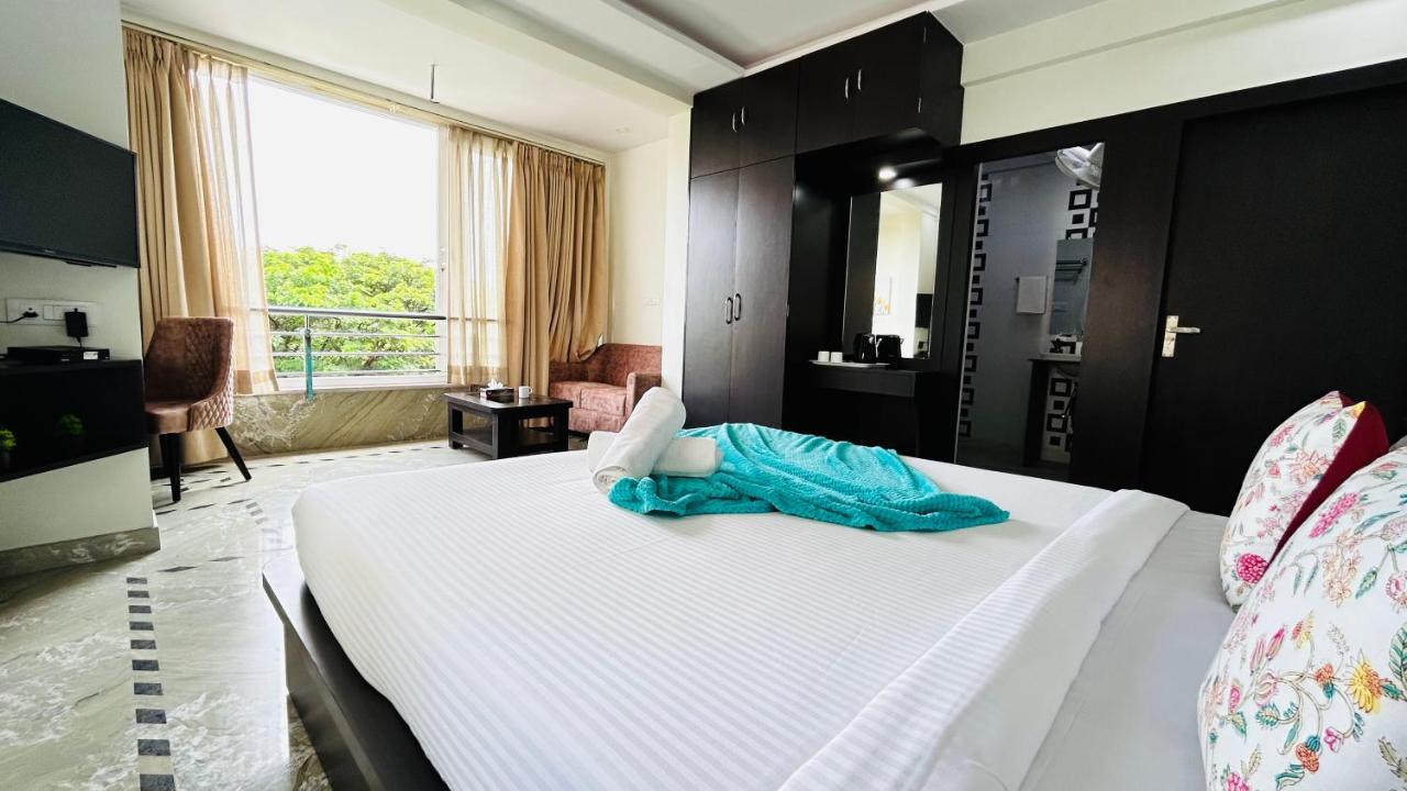 Bluo Lake View Newtown - Boutique Hotel Kalküta Dış mekan fotoğraf