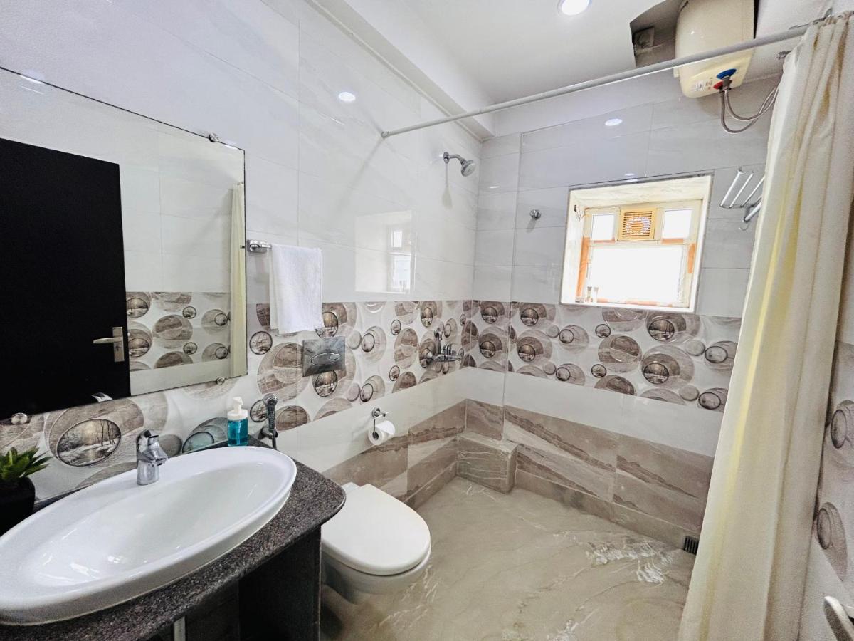 Bluo Lake View Newtown - Boutique Hotel Kalküta Dış mekan fotoğraf